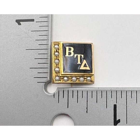 1940s Beta Tau Delta Fraternity Sorority Pin 1/10 GF Black Enamel Seed Pearls - Picture 3 of 7